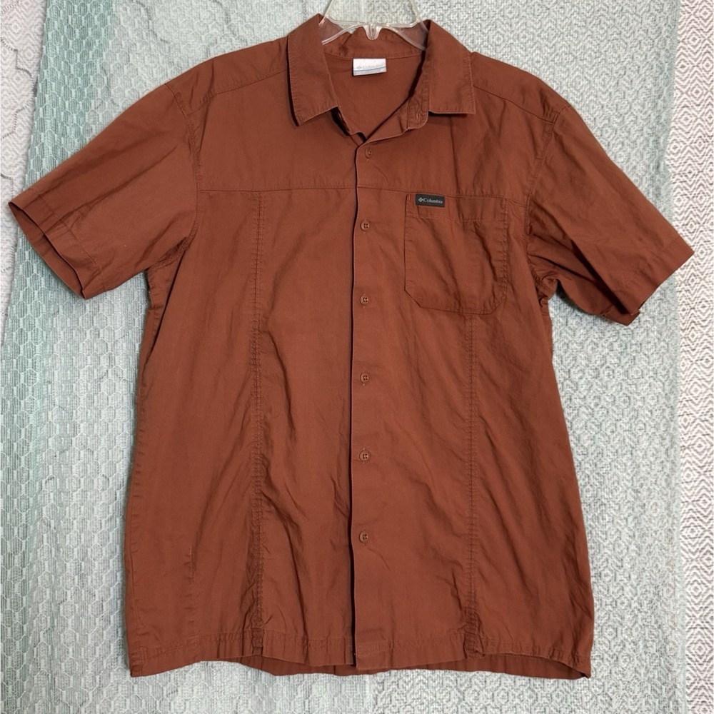 Columbia Burnt Orange Short Sleeve Collared Button Down Casual Shirt Medium